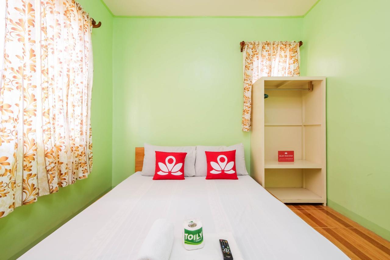 Zen Rooms Basic Replica Manor Siquijor Εξωτερικό φωτογραφία